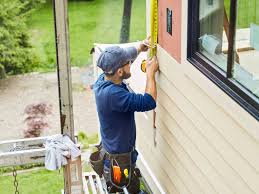 Siding Removal and Disposal in Alum Creek, WV